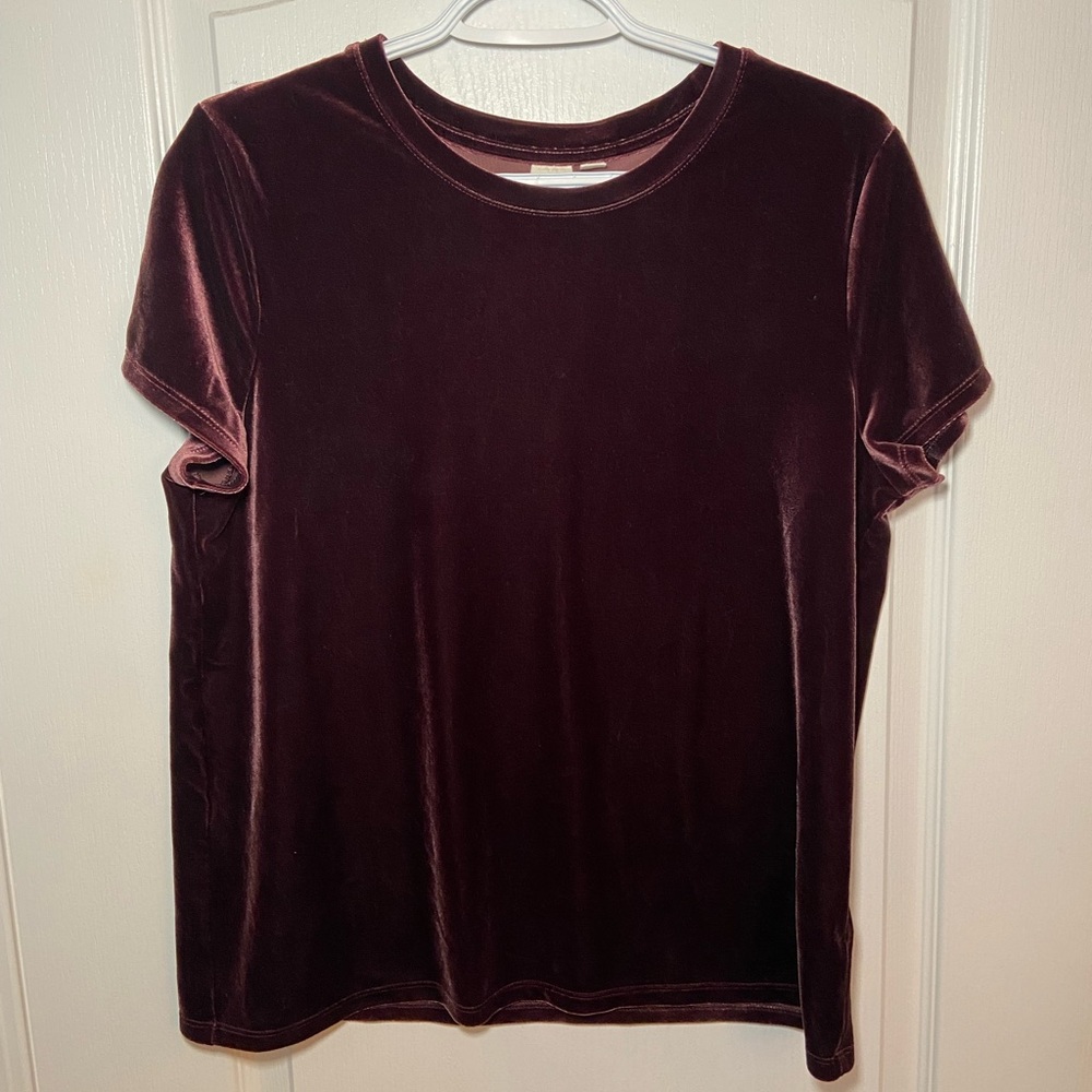 Women’s Gap Burgundy Velvet Top Size M